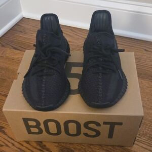 Yeezy Boost 350 V2 Black Sneakers